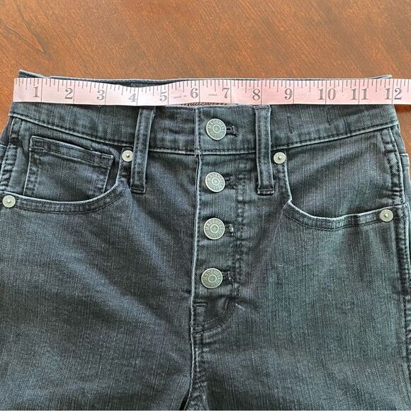 Madewell | 10” High-Rise Skinny Jeans with Distressed Hem, Size 23 - Picture 13 of 15